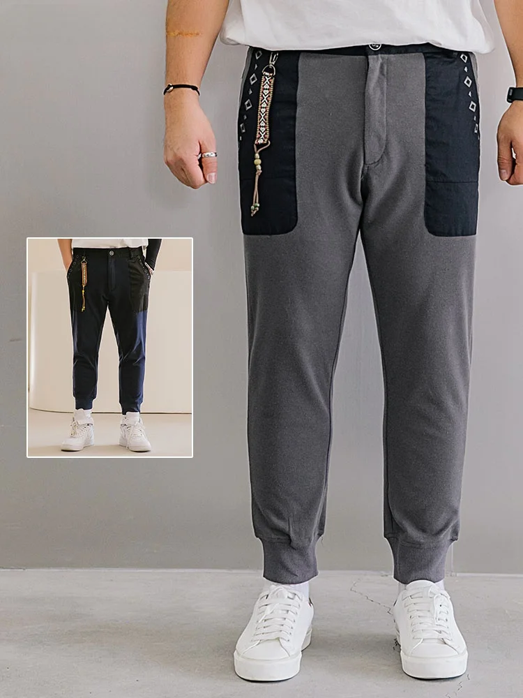 民族風のゆったりしたストレートパンツ：ダボダボ感とファッション性のバランスを実現