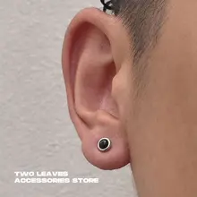 TWO LEAVES S925シルバー製 ブラックオニキスピアス【ユニセックス・トレンド・ストリートアクセサリー】