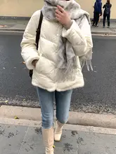 ショートデザインダウンジャケット【女性用・白鹅绒・ファー風パネル】