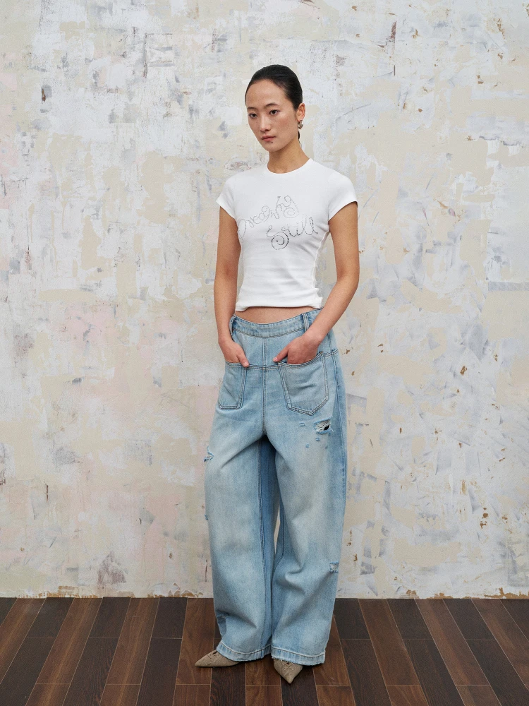 通勤の疲れを癒す、ラウンドネックTシャツの選び方って？