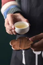 コースター 和式 ユーザー ティーカップ コーヒーカップ ウォールナット製 無垢材 花 デザイン ラウンド型 遮熱