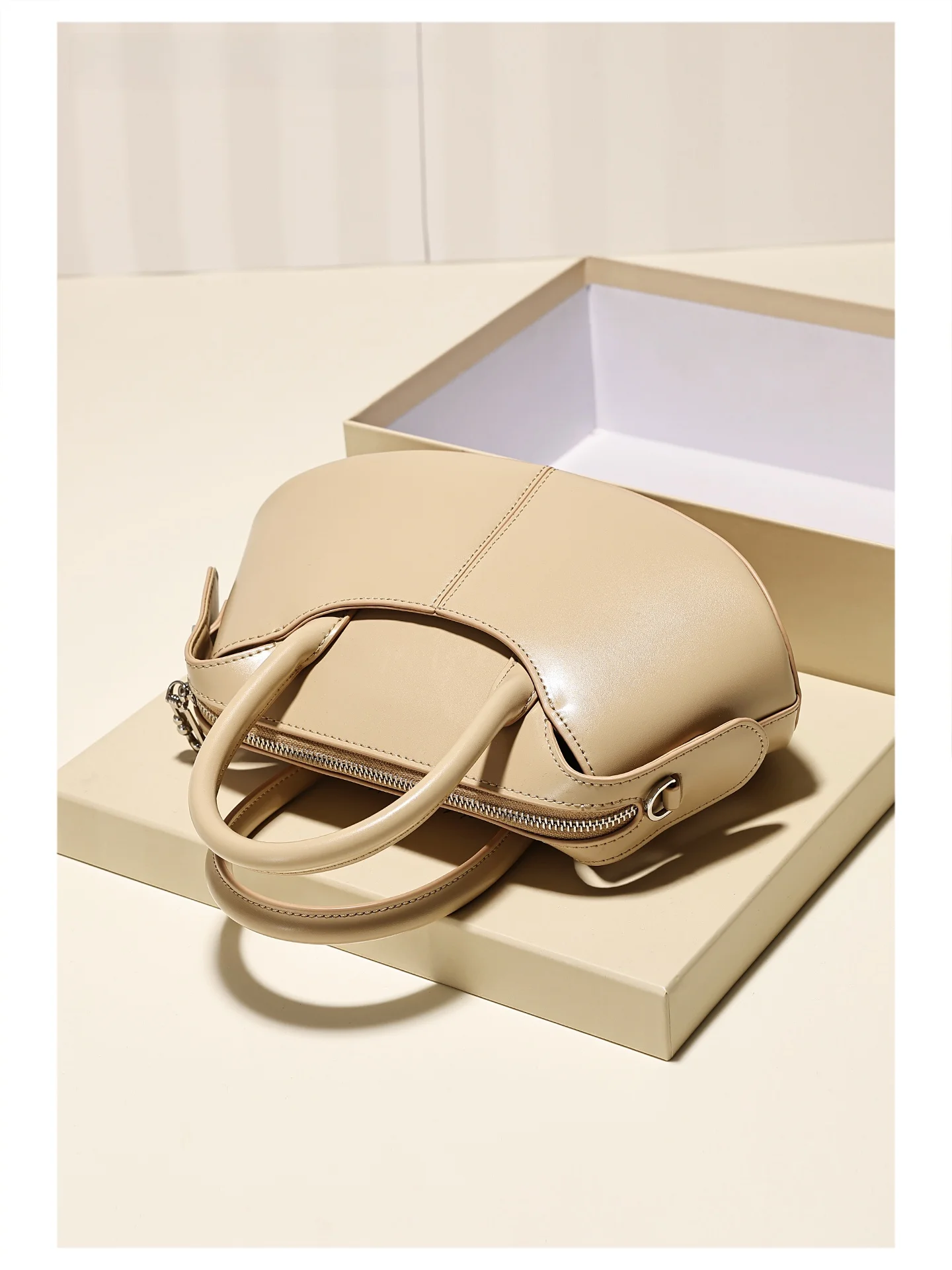 サドルバッグ 横型 おすすめ：真皮製半円馬鞍包の実用性と使い方