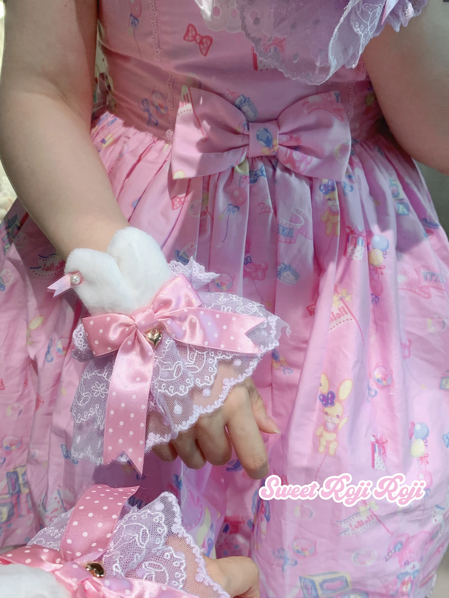 4歳の誕生日プレゼント 女の子 に何がおすすめ？ロリータウサギ耳レース手袖が人気の理由