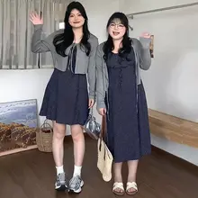 大きいサイズのフラワープリントキャミソールワンピースとカーディガンの夏用コーディネート（セットアップ対応）