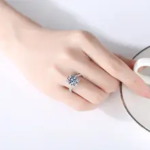 華やかなデザインの四爪ダイヤモンドリング【トルコ石型・純銀・結婚・プロポーズ用】