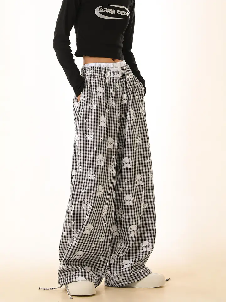 秋用カジュアルカートゥーンプリントワイドレッグパンツ【女性用・ボトムス・緩めのデザイン・ストレート・レイヤードスタイル対応】（セットアップ対応）