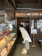 極上の柔らかさの冬用真羊毛ブーツ【厚底・一脚蹬・女性用】