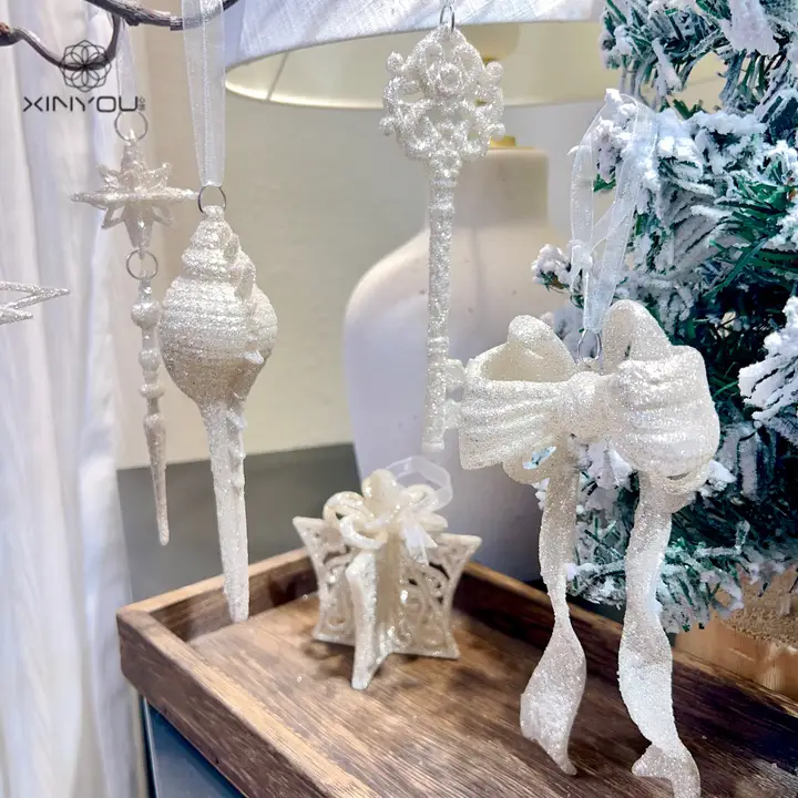 クリスマス用 アクリル製 雪の結晶オーナメント【銀粉仕上げ・軽量・飾り用】