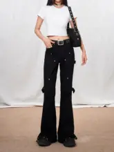 足長効果のあるワイドレッグパンツ【黒・ゆったりシルエット・微フレア】