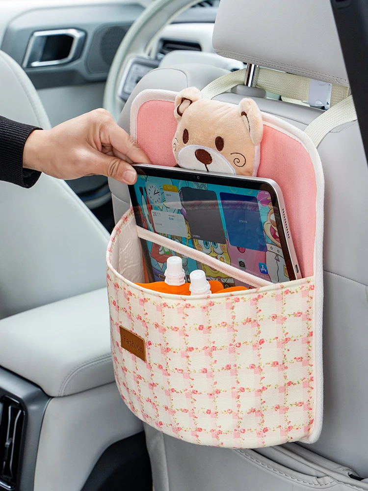 車載用布製収納掛け袋：後部座席向けの多機能ハンギングバッグの実用性と使い勝手