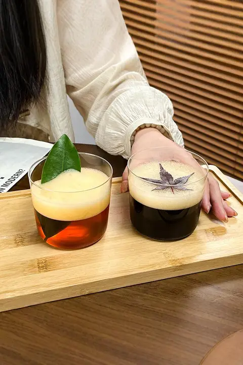 シンプルデザインのラテグラス【広口・ガラス製・冷飲用】