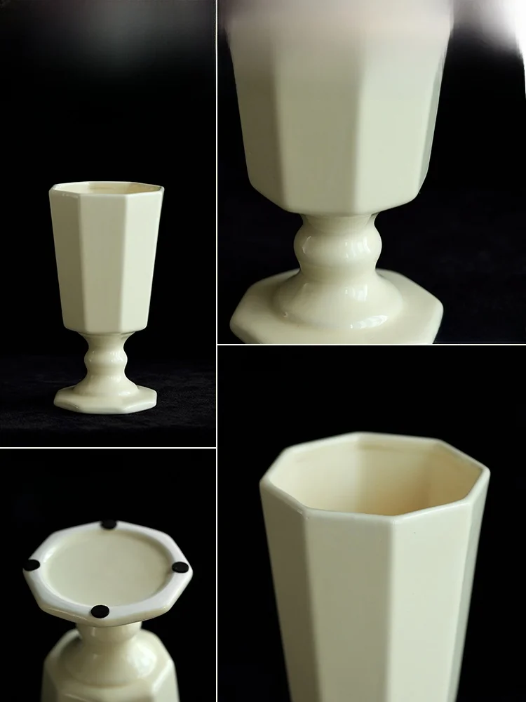 高脚陶器花瓶：フランス風クリーム色のインテリア装飾品とは？