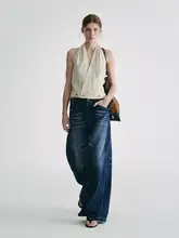 デザイン性抜群のストラップレスネックトップス【構築的デザイン・春夏用】
