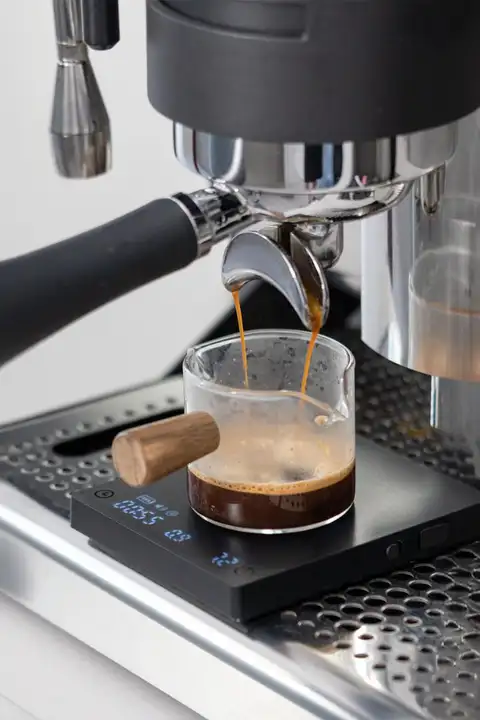 MINIコーヒー電子スケール【レッドドット・デザイン賞・コンパクト・手作り抽出コーヒー・流速計測機能付き】
