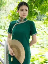 レトロ風の植物繊維製一体型チャイナドレス【スリーブ付き・身体にフィット】