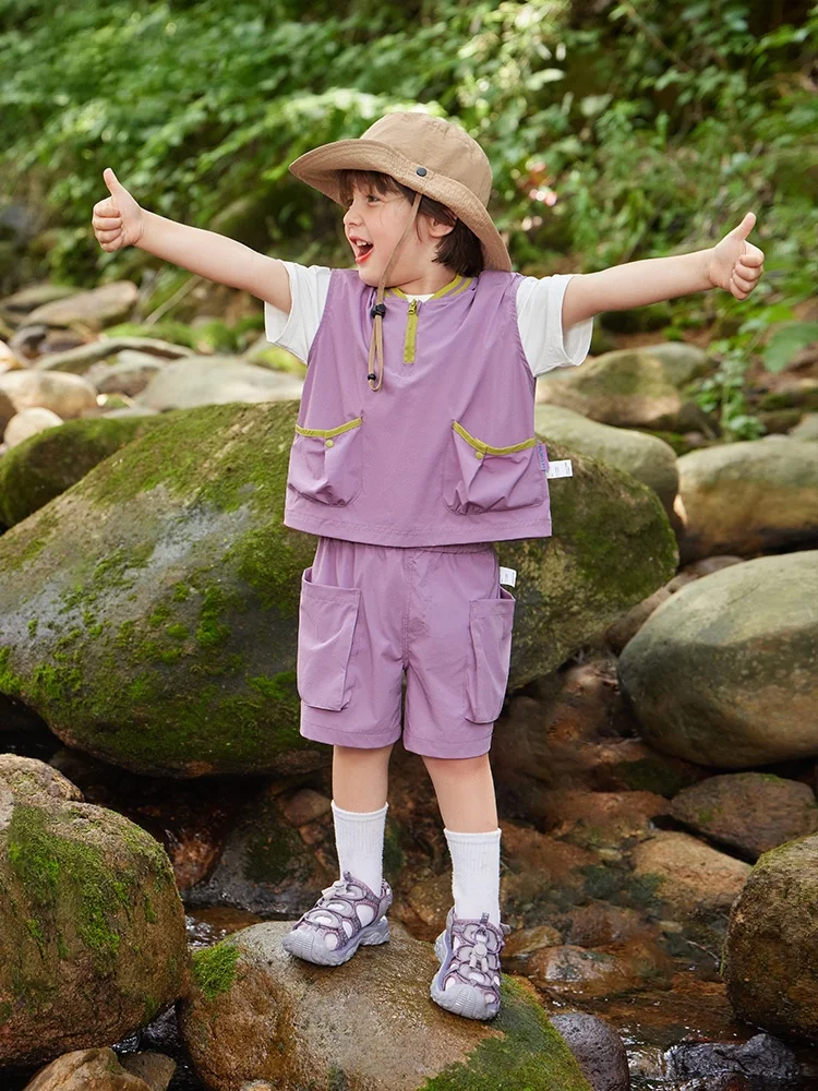 子供用カラフルなアウトドアスタイルのタンクトップとショートパンツ：9ヶ月児向け夏用セットアップの実用性と特性