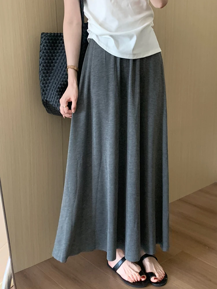 20代の女性が今、選ぶべきAラインスカートは？