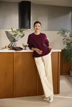 高級感のあるコーデュロイ製 レトロ風直筒パンツ【ウエストゴム・カジュアルスタイル】