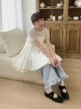 幾何学模様のロマンティックな刺繍リボン付きキャミソール