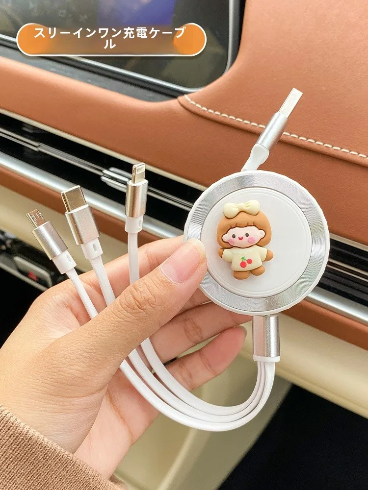 カーチャージャーとは何か：車載充電器3in1の仕組みと実用性を解説