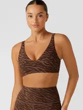 Lorna Jane ヨガ用 スポーツブラ＆ハイウエストショーツセット【快適・サファリデザイン・女性用】