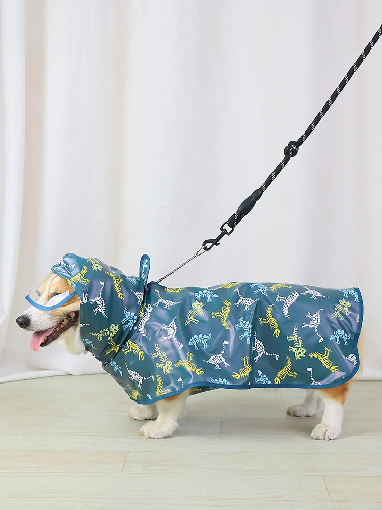 犬用防水レインコート：中型犬向けの全身タイプが実用性をどう支えるか