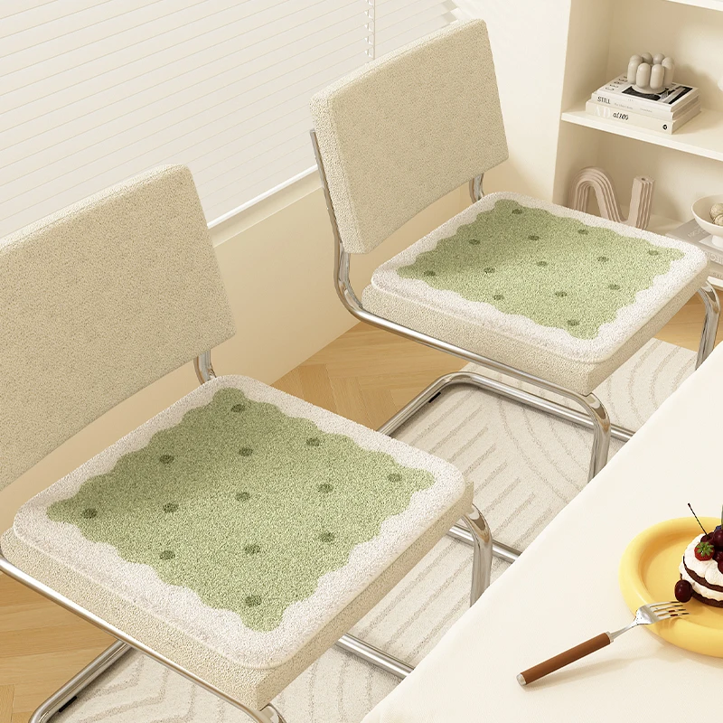 クッション 椅子 ファー グリーンクリーム風 N抹茶曲奇 2024冬モデルの実用性と使い方