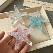 可愛らしい海辺の撮影にぴったり！透き通る海星デザインのヘアクリップ【前髪や細い髪に最適】