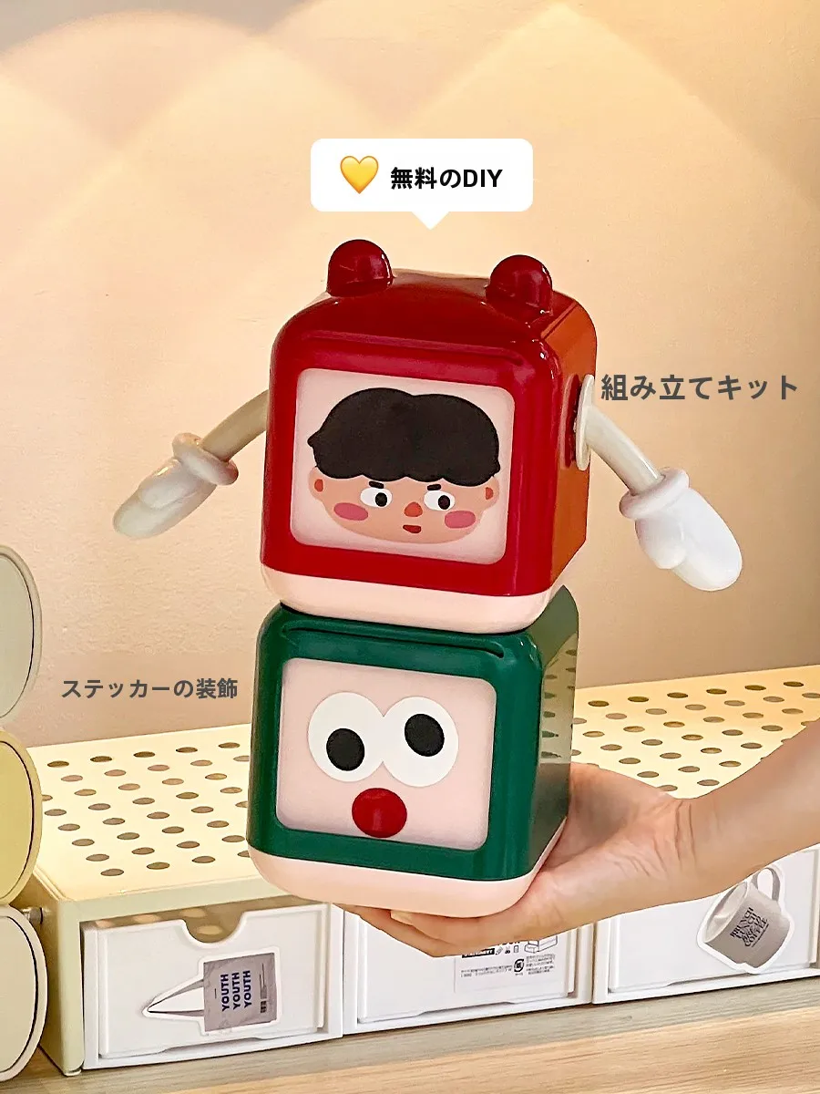 可愛らしいデスク用ペン立て：図書カード文房具としての収納効果と実用性