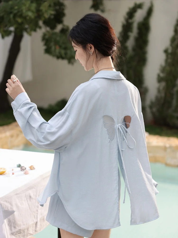 26度服で通勤も夏の散歩も安心できる、そんなシャツは今、どこに？