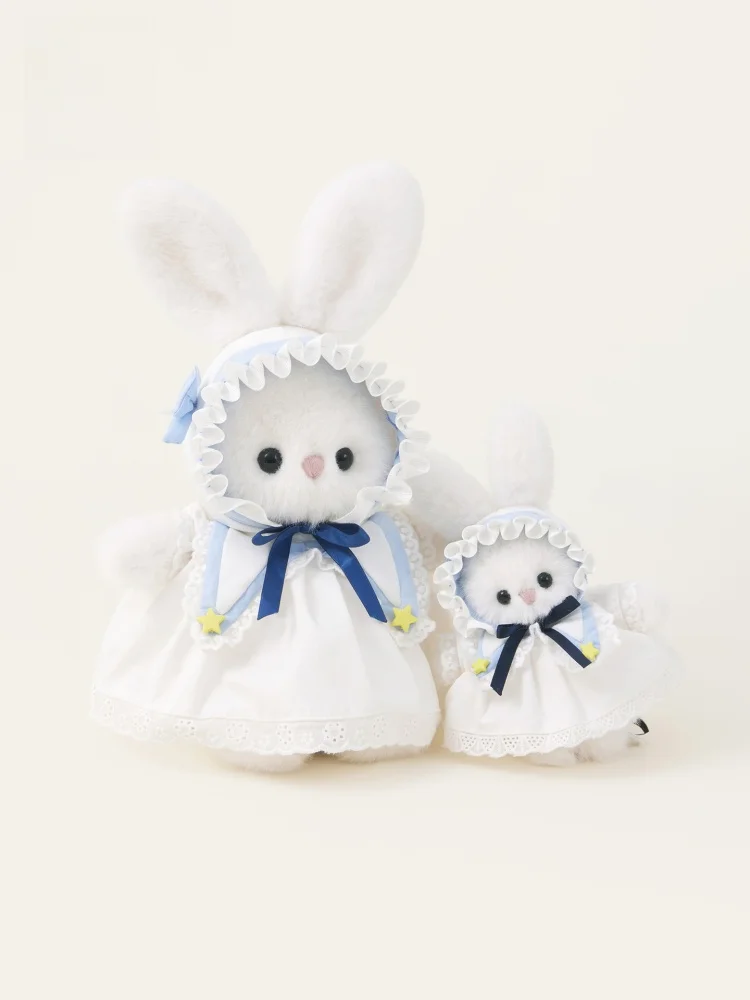 ふわふわのうさぎぬいぐるみキーチェーン：4歳女の子向け誕生日プレゼントの実用性とデザイン分析