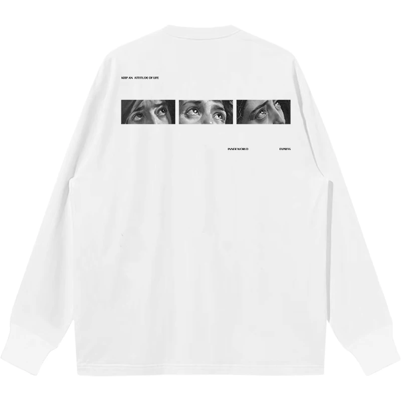 秋冬用のゆったりとした長袖Tシャツ：横から着る際のスタイリングと機能性の実証