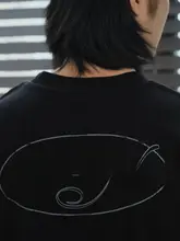 ヴィンテージ風 バックプリントデザインのゆったりショートスリーブTシャツ