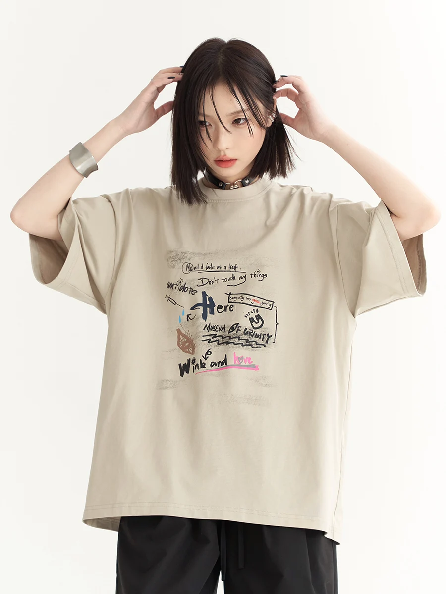 万有引力グラフィティプリントTシャツ：女性向けの街头風純棉半袖の実用性とデザイン解析