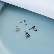 S925純銀のアシンメトリーイヤリング【ユニセックス・シンプル・トレンドデザイン・ブラックビーズ】