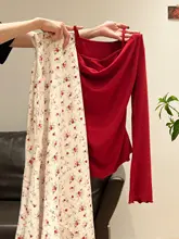 華やかな赤のオフショルダー長袖Tシャツ【一体型デザイン・春夏用】（セットアップ対応）