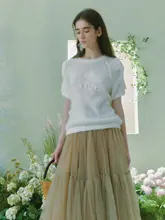 ハンド刺繍入り短袖ニットトップス【春用・極上の柔らかさ】