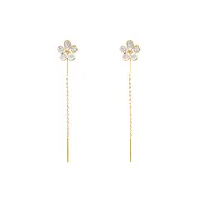 花のデザインの流れるイヤリング【上品な雰囲気・女性用・フラワー＆フリンジ】