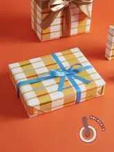おしゃれなチェック柄ラッピングペーパー【誕生日・ギフト用】
