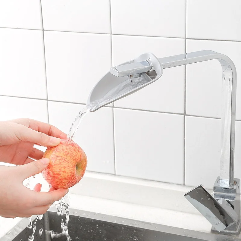 洗濯機の給水ホース蛇口に合うアイテムは？実はこれ1つで解決できる