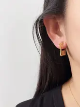 個性的なデザイン！不規則な金属製のイヤクリップ【欧米風・耳穴不要】
