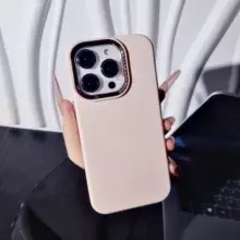 iPhone15 Pro Max用ケース【大穴デザイン・マグネット式・滑らかな手触り・超薄型・シンプルな単色】