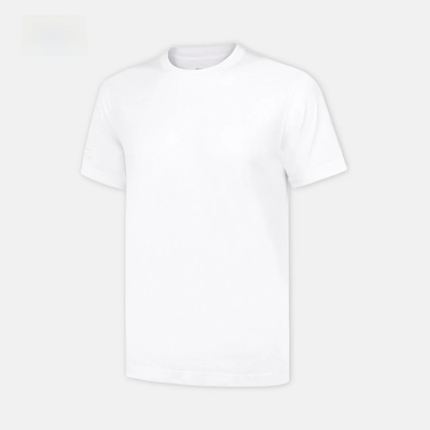 「tシャツ ピチピチ メンズ どんな感じ？」「値段はいくら？」——通勤からレジャーまで使える、本当に使える「カジュアルニット」の選び方