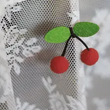 隔てる役割を持つカフェカーテン【穴あけ不要・おしゃれなデザイン】（セットアップ対応）