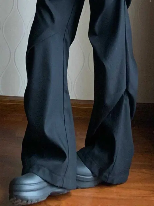 ブラックのワイドパンツ【アメリカンスタイル・プリーツデザイン・夏用・カジュアル】（セットアップ対応）