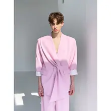 個性的なリボンデザインのスーツ【韓国風・トレンドスタイル・ジャケット＆パンツ】（セットアップ対応）