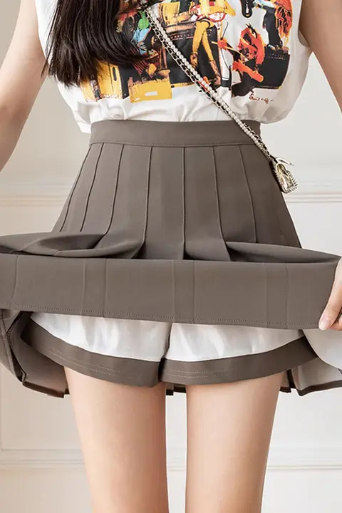 シンプルなデザインのハイウエストミニスカート【プリーツ・Aライン・学院風】（セットアップ対応）