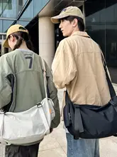 斜め掛けバッグ【軽量・旅行用・カジュアル・通勤対応】