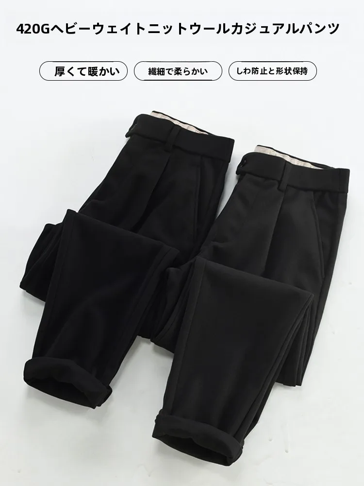 黒とベージュのコントラストで決まる、メンズコーデの本質は？