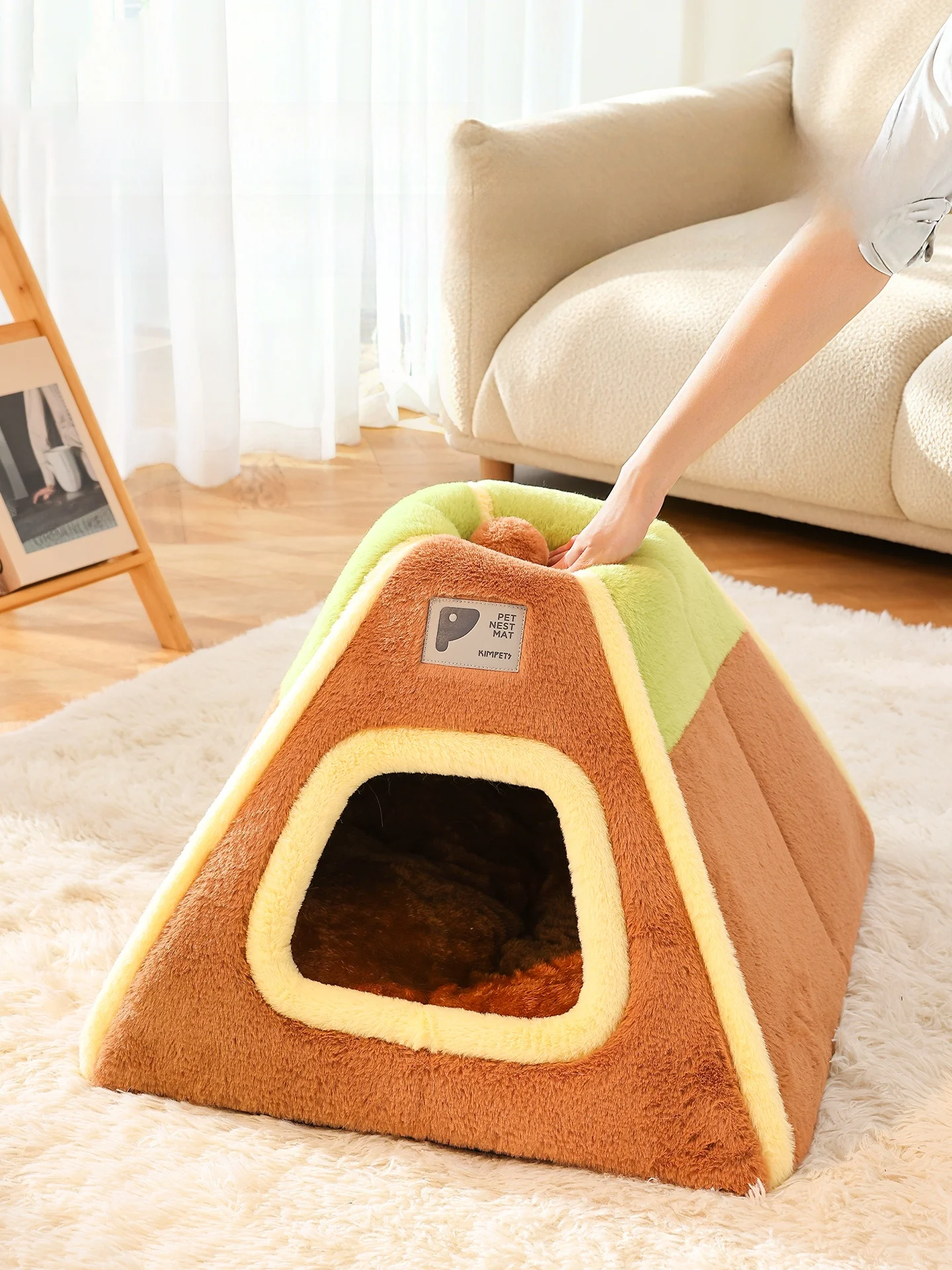 冬用厚手猫テントハウス：半封閉式で小型犬も安心に使える防風保温設計